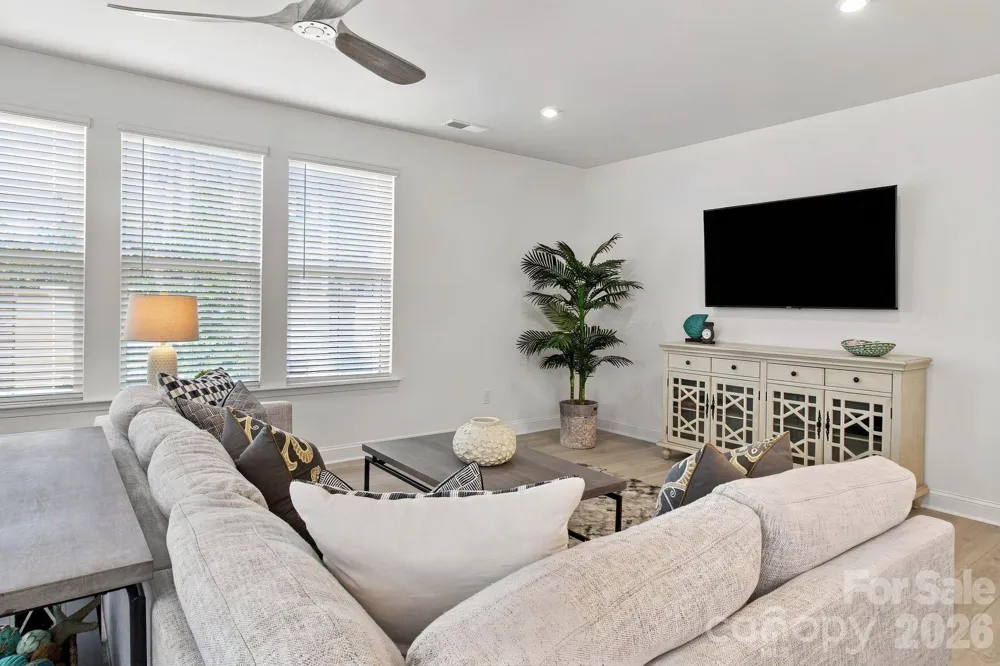 6007 Mariemont Circle Charlotte, NC 28226