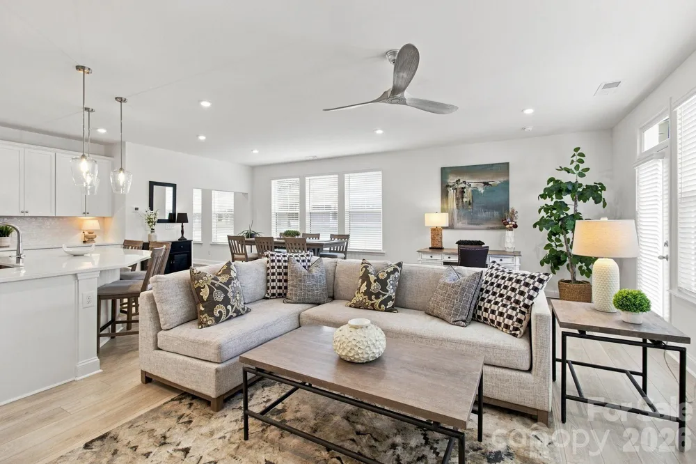 6007 Mariemont Circle Charlotte, NC 28226