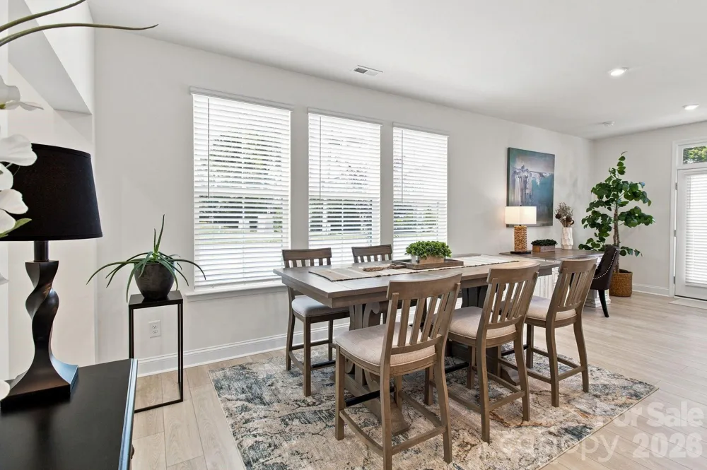 6007 Mariemont Circle Charlotte, NC 28226