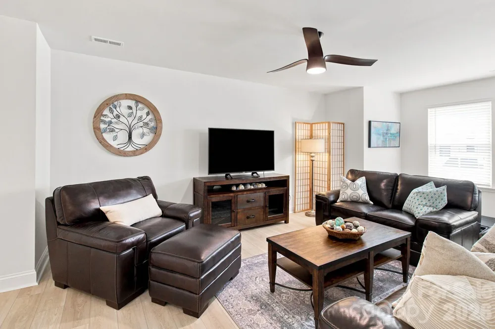 6007 Mariemont Circle Charlotte, NC 28226