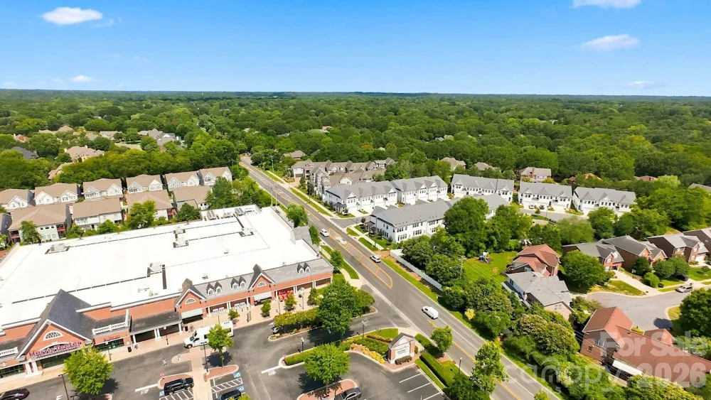 6007 Mariemont Circle Charlotte, NC 28226