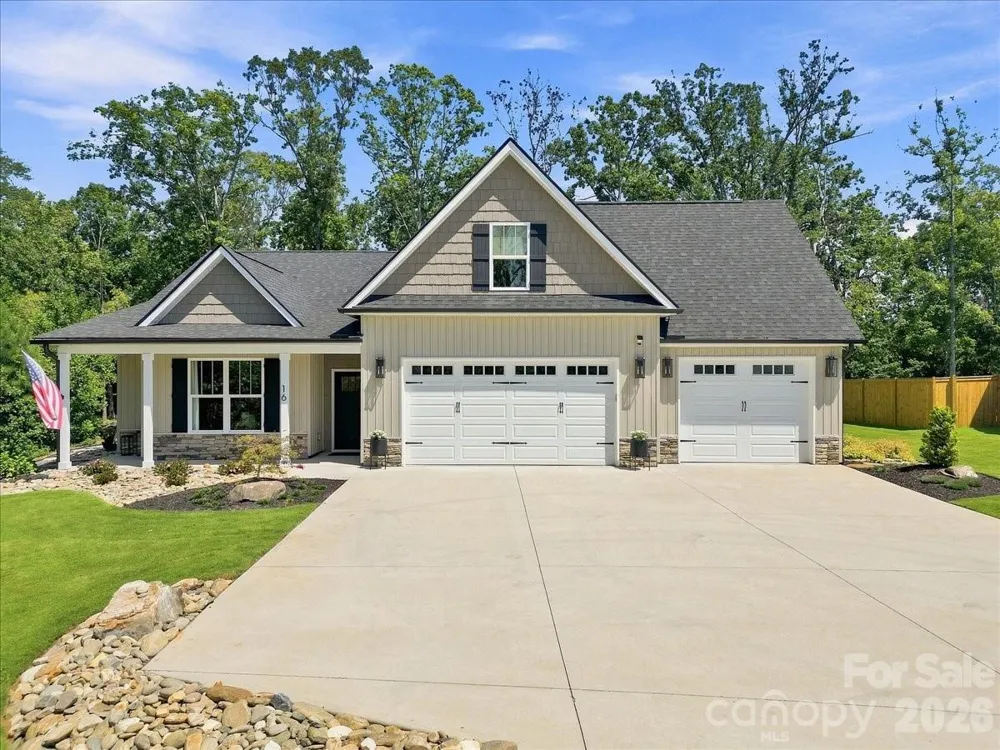 16 Marion Meadow Lane Travelers Rest, SC 29690