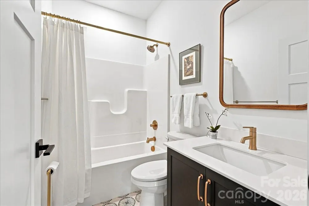 16 Marion Meadow Lane Travelers Rest, SC 29690