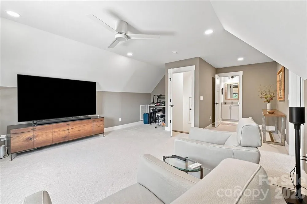 16 Marion Meadow Lane Travelers Rest, SC 29690