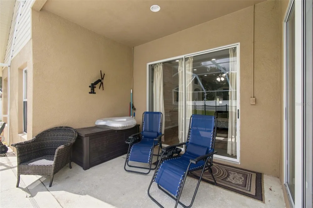 9710 WHITE BARN WAY Riverview, FL 33569