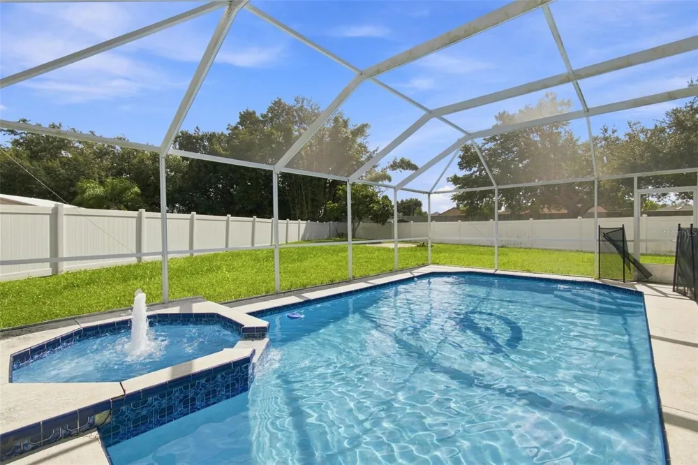 9710 WHITE BARN WAY Riverview, FL 33569