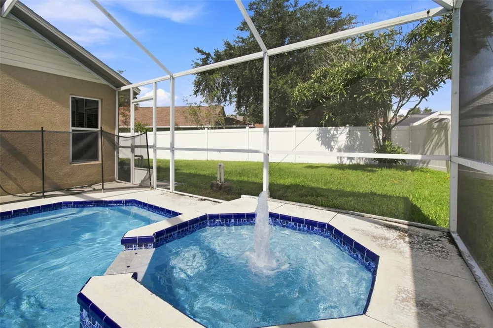 9710 WHITE BARN WAY Riverview, FL 33569