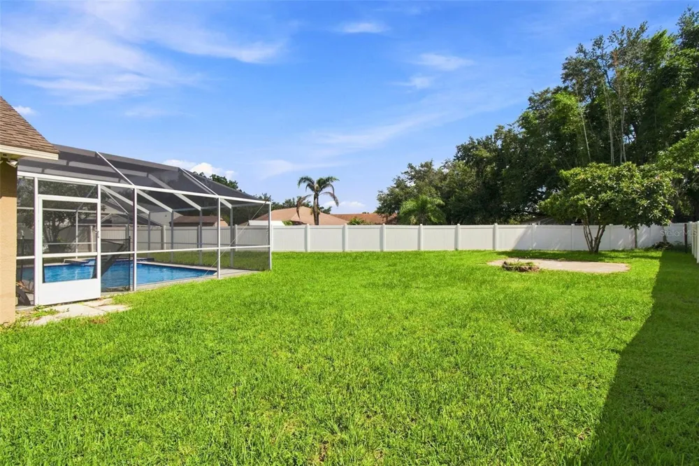 9710 WHITE BARN WAY Riverview, FL 33569