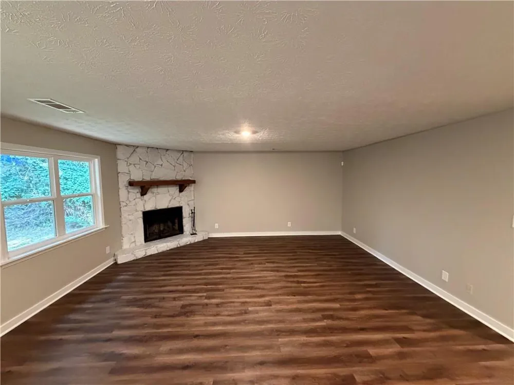 613 Blue Flag Lane Fairburn, GA 30213