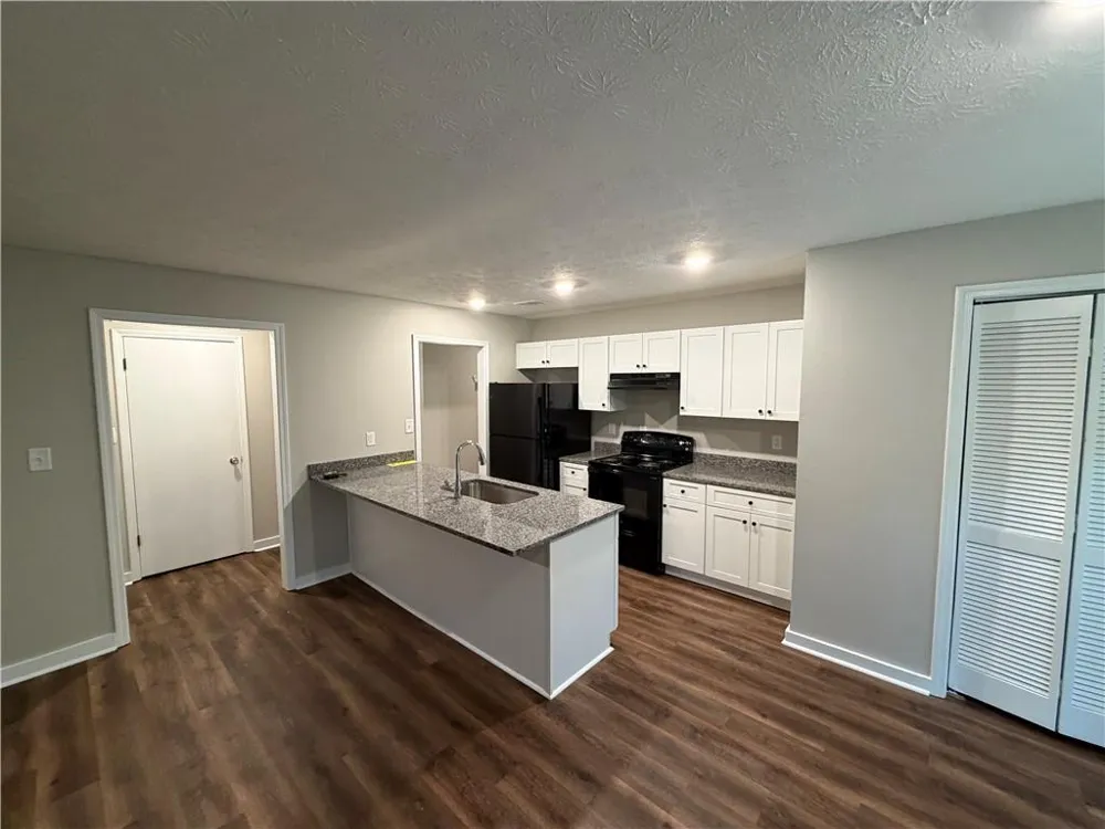 613 Blue Flag Lane Fairburn, GA 30213