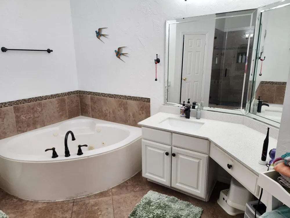 7701 Brookview Court Irving, TX 75063