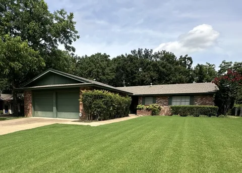 3014 Friendswood Drive