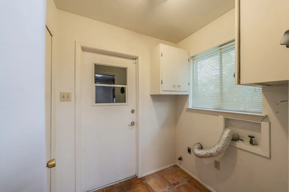 3014 Friendswood Drive Arlington, TX 76013