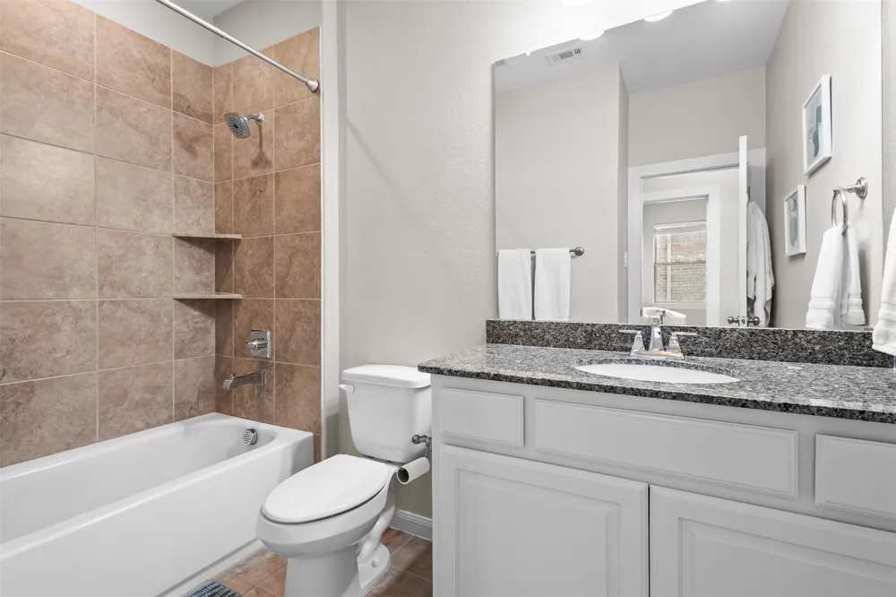 4502 Spanish Indigo Lane Arlington, TX 76005
