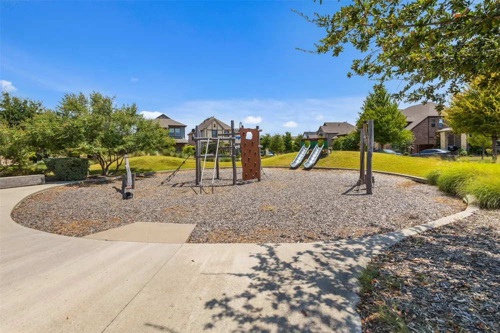 4502 Spanish Indigo Lane Arlington, TX 76005