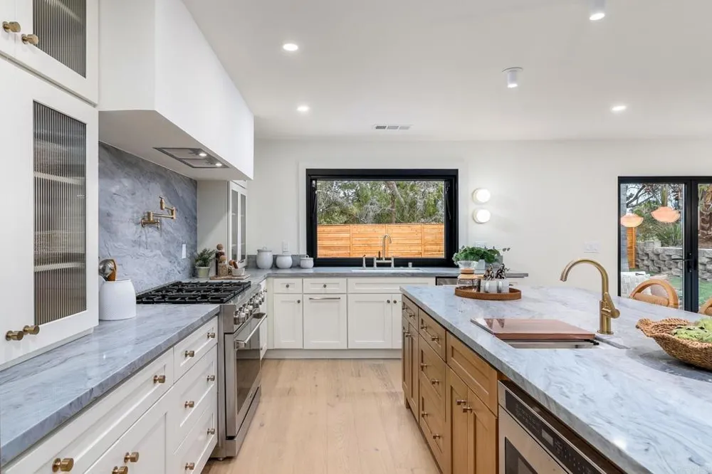 602 Fresca St Solana Beach, CA 92075