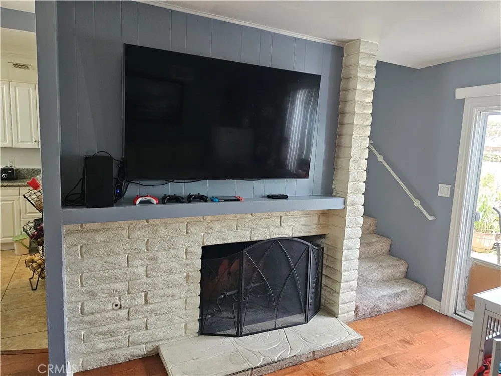 1151 E 1st Tustin, CA 92780