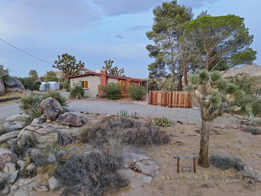 8427 Rock Haven Road Joshua Tree, CA 92252