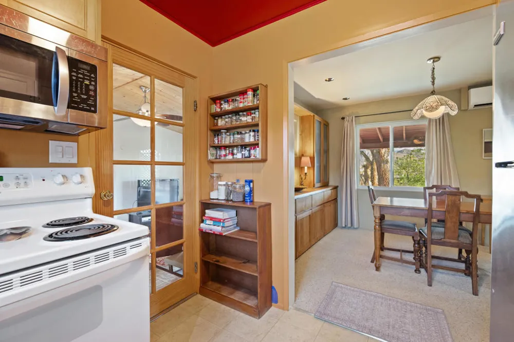 8427 Rock Haven Road Joshua Tree, CA 92252