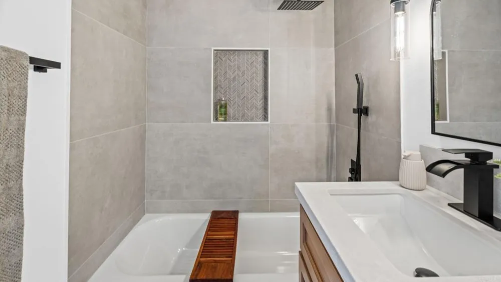4544 Piute Place San Diego, CA 92117