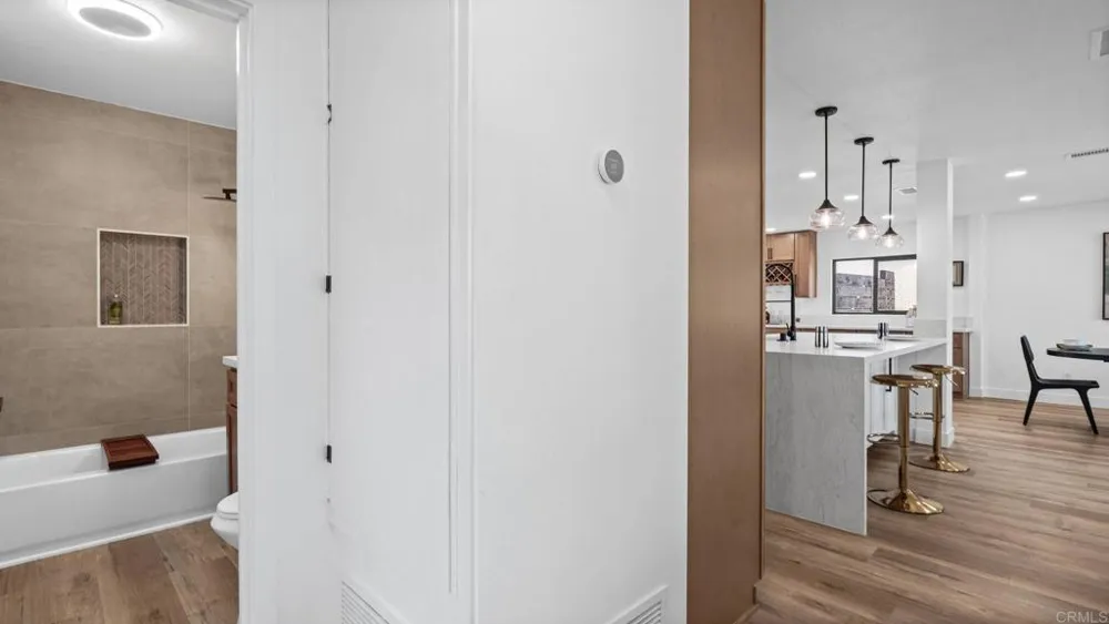 4544 Piute Place San Diego, CA 92117