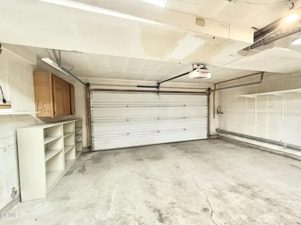 4987 Sullivan Street Ventura, CA 93003