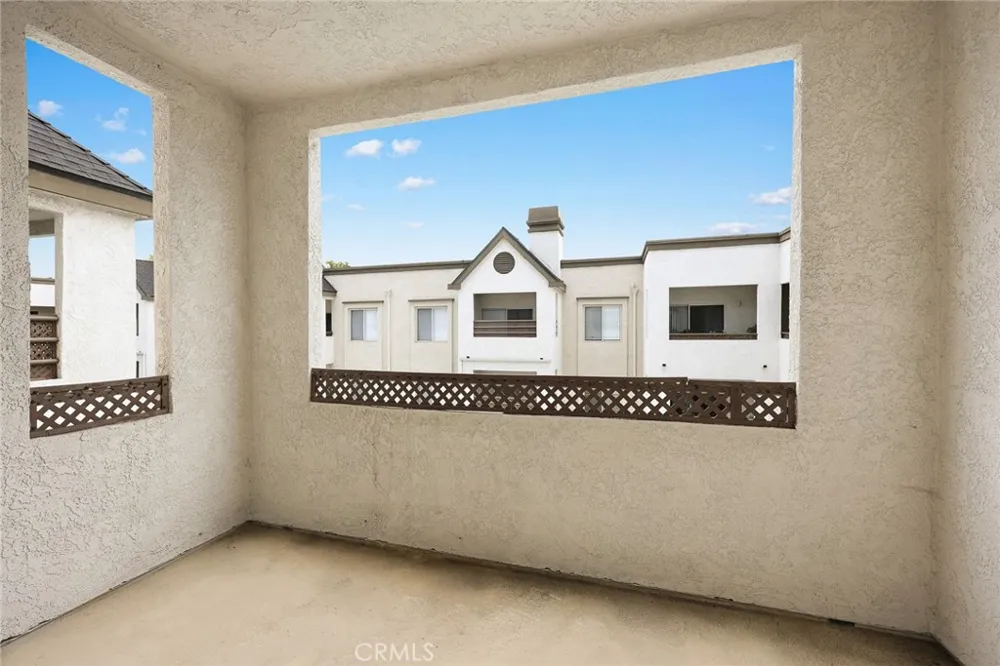 300 El Molino Avenue #308 Pasadena, CA 91101