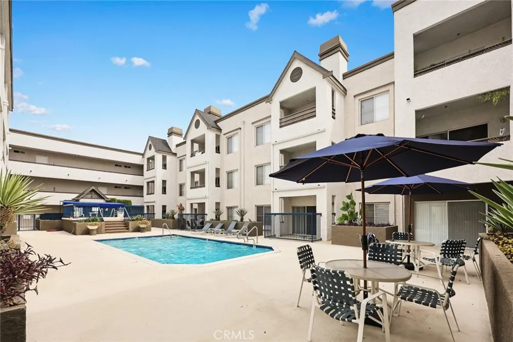 300 El Molino Avenue #308 Pasadena, CA 91101