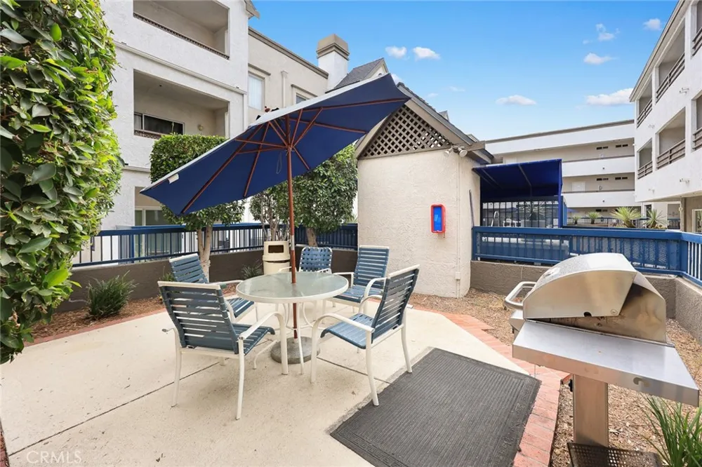 300 El Molino Avenue #308 Pasadena, CA 91101