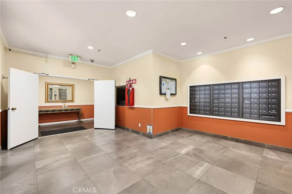 300 El Molino Avenue #308 Pasadena, CA 91101