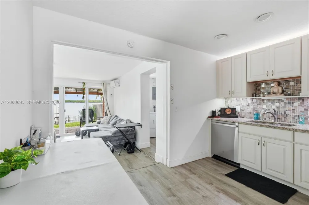 70 SW Hideaway Pl Stuart, FL 34994