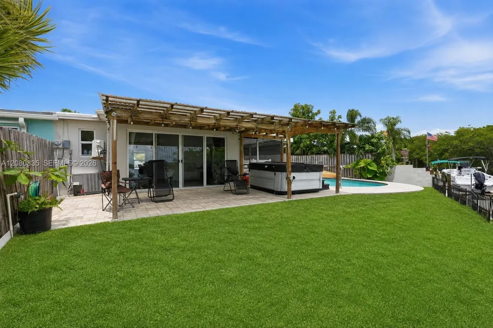 70 SW Hideaway Pl Stuart, FL 34994