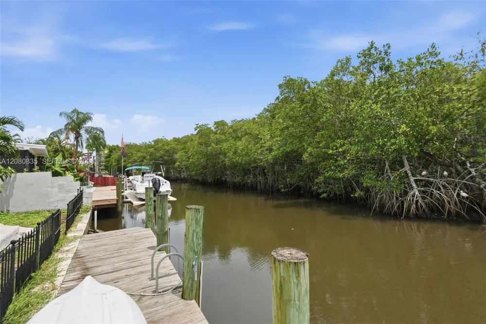 70 SW Hideaway Pl Stuart, FL 34994