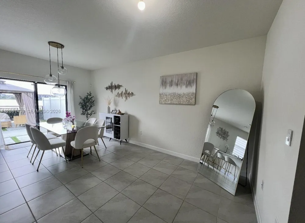 3328 W 114th Ter #3328 Hialeah, FL 33018