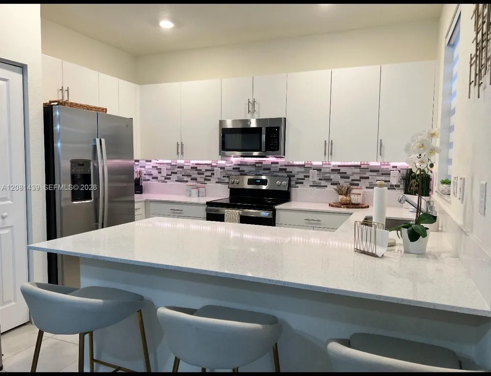 3328 W 114th Ter #3328 Hialeah, FL 33018
