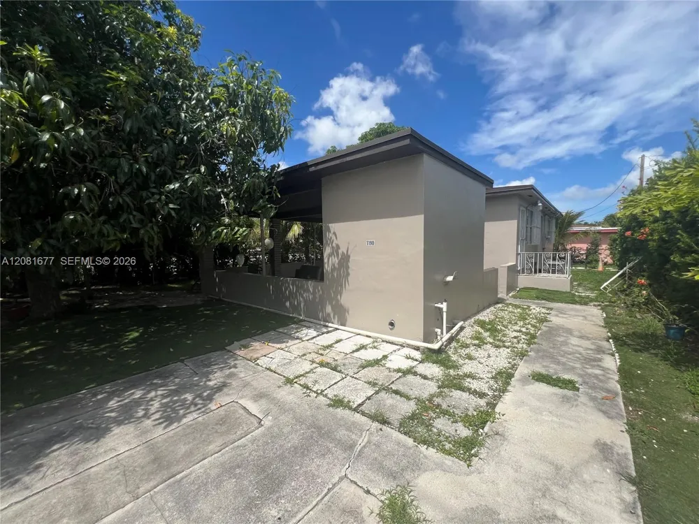 1190 NW 135th St North Miami, FL 33168