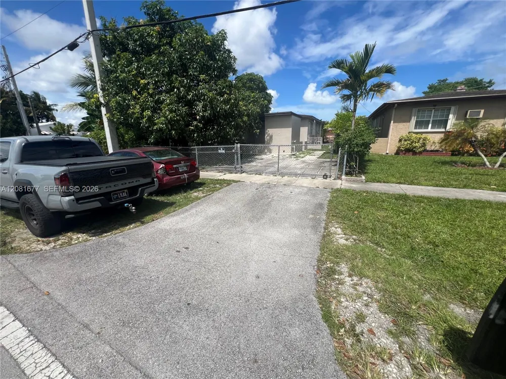 1190 NW 135th St North Miami, FL 33168