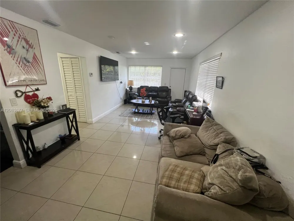 1190 NW 135th St North Miami, FL 33168