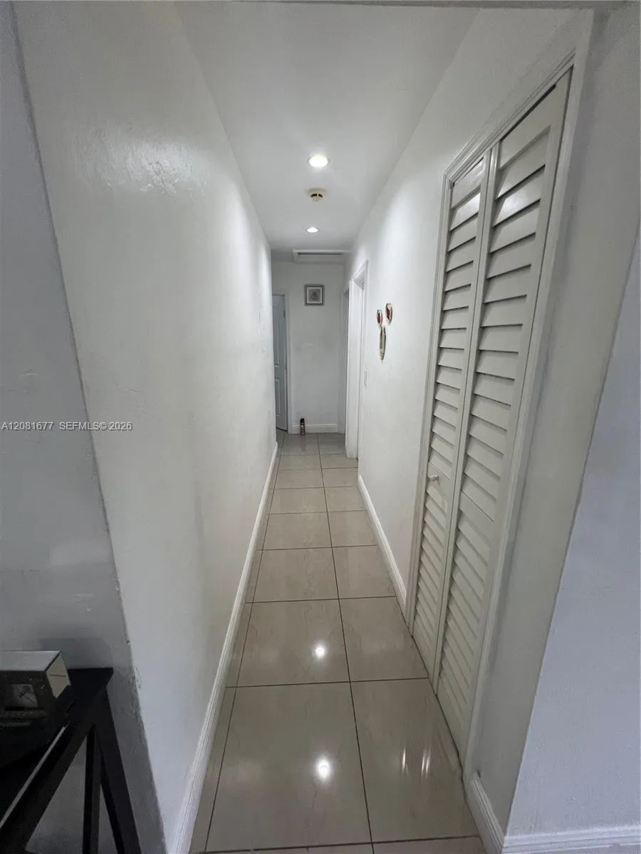 1190 NW 135th St North Miami, FL 33168