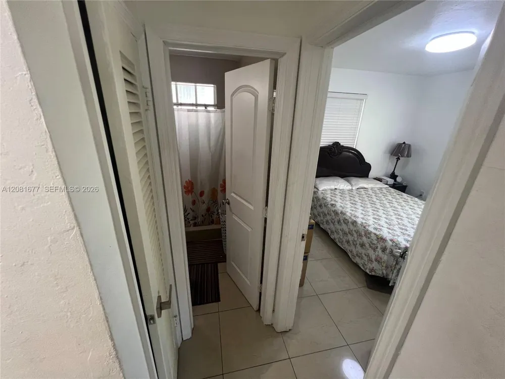 1190 NW 135th St North Miami, FL 33168