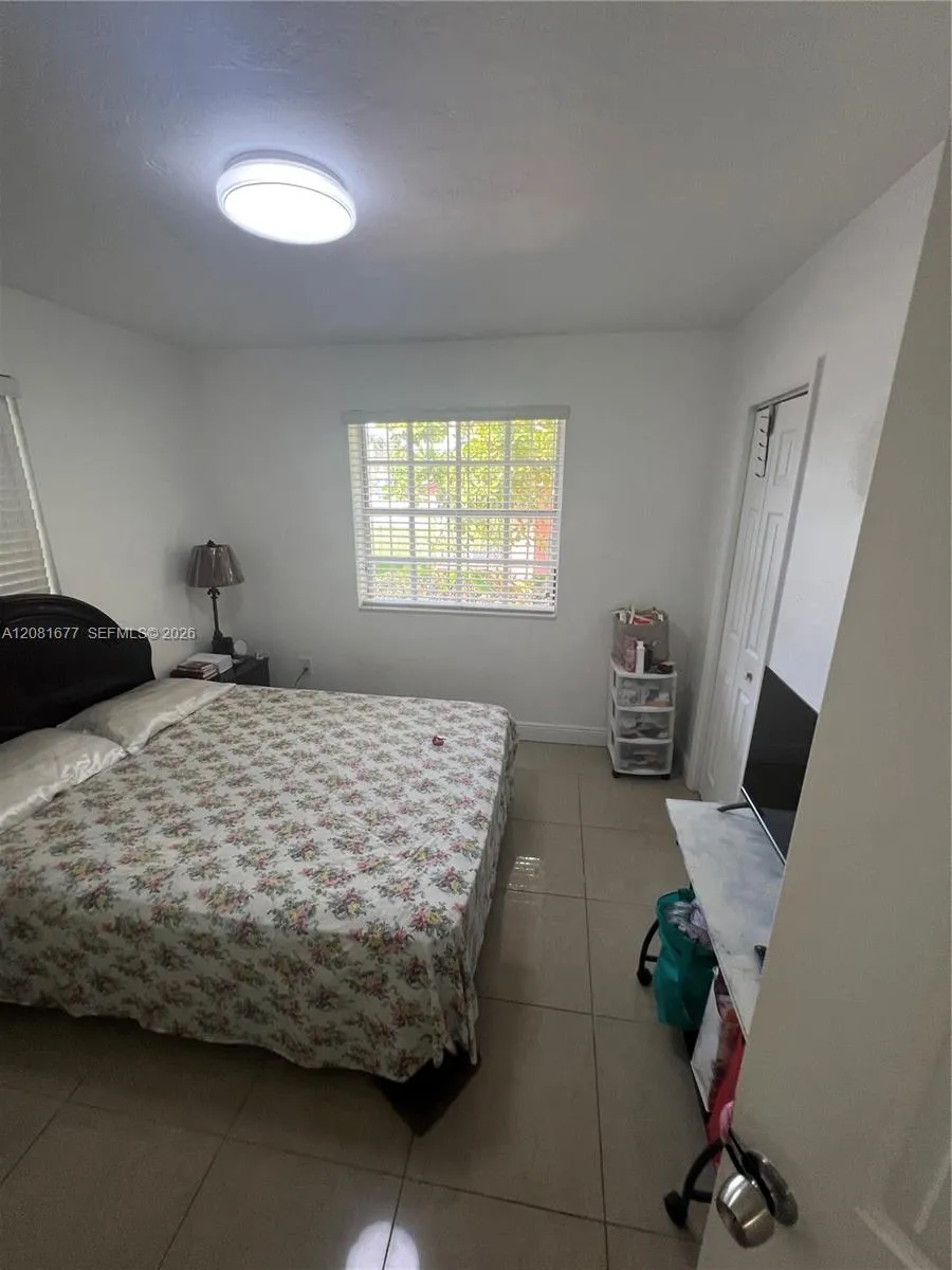 1190 NW 135th St North Miami, FL 33168