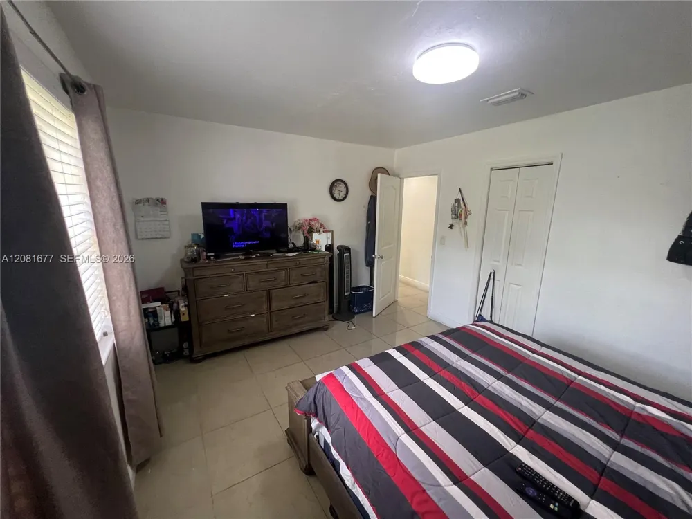 1190 NW 135th St North Miami, FL 33168