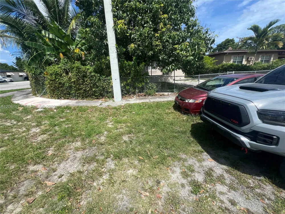 1190 NW 135th St North Miami, FL 33168