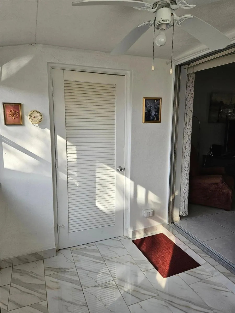 2920 CROSLEY DRIVE E #B West Palm Beach, FL 33415