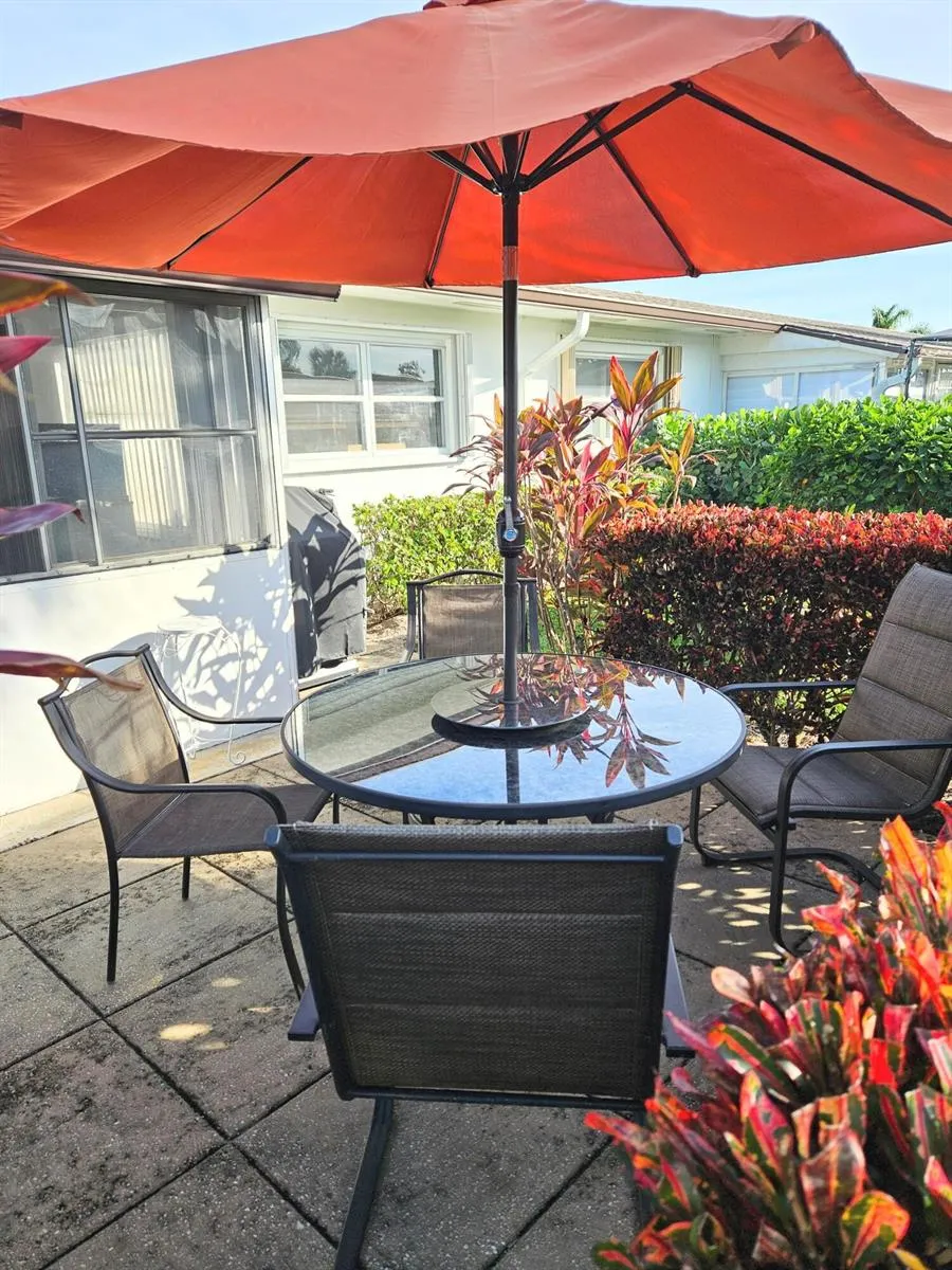 2920 CROSLEY DRIVE E #B West Palm Beach, FL 33415