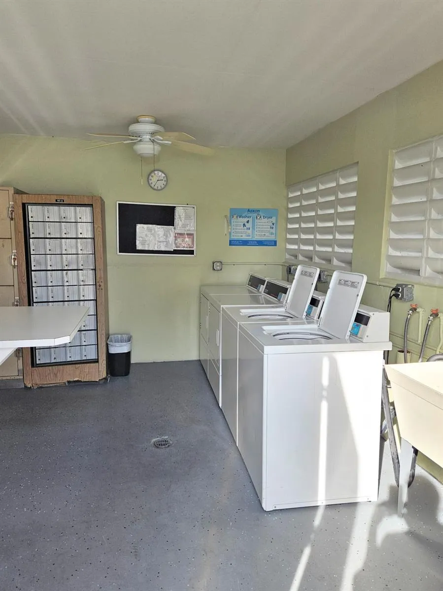 2920 CROSLEY DRIVE E #B West Palm Beach, FL 33415
