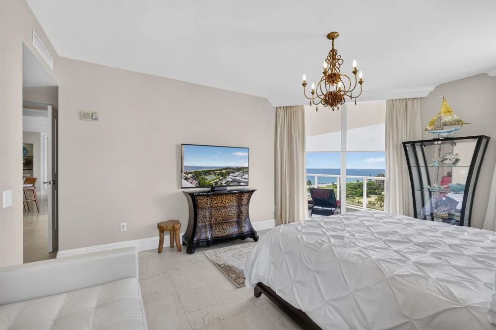 2700 Ocean Drive #905B Riviera Beach, FL 33404