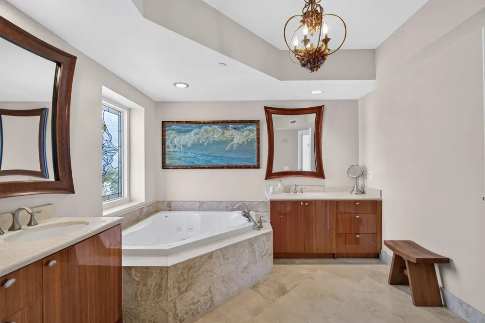 2700 Ocean Drive #905B Riviera Beach, FL 33404