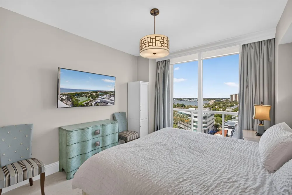 2700 Ocean Drive #905B Riviera Beach, FL 33404