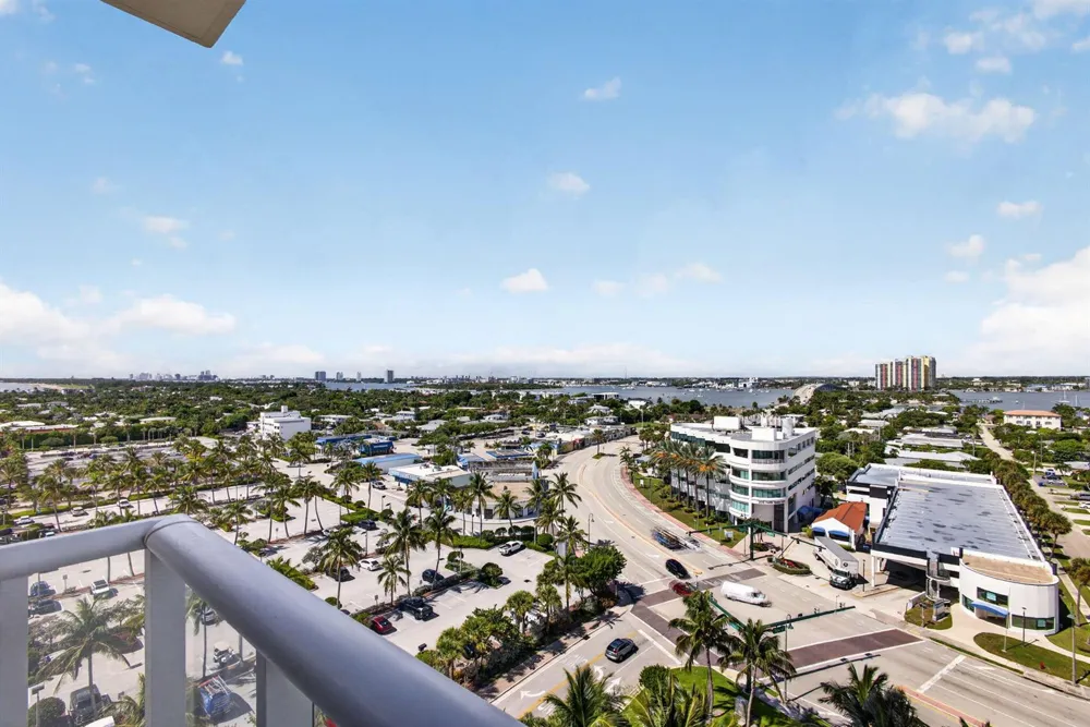 2700 Ocean Drive #905B Riviera Beach, FL 33404